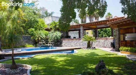Jardines y Hotel "Cerritos Xochitepec" - Chiconcuac - Morelos - México