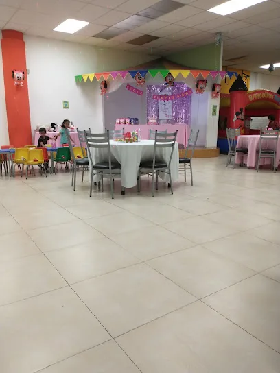 Circus Salón De Fiestas - Uruapan - Michoacán - México