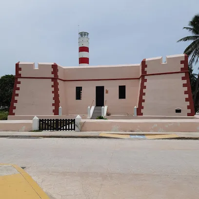 Faro de Sisal - Sisal - Yucatán - México