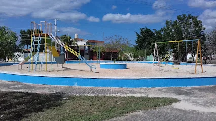 Parque PINOS DEL NTE. - Mérida - Yucatán - México