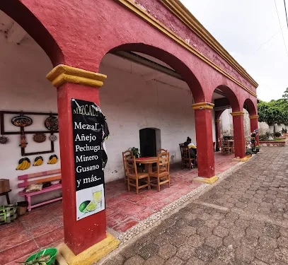 De la PARROQUIA RESTAURANTE - Villa de Tamazulápam del Progreso - Oaxaca - México