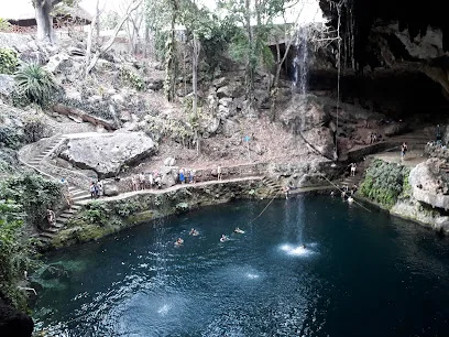Cenote Zaci - Valladolid - Yucatán - México