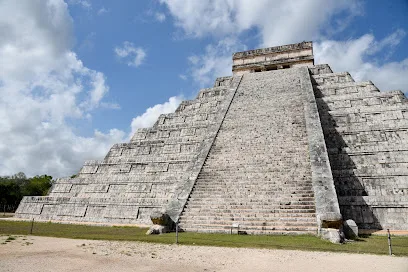 Parque Chichen-itza - Mérida - Yucatán - México