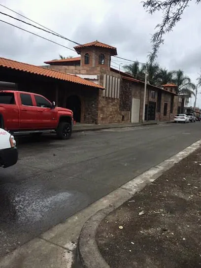 SALON DE EVENTOS LA GRAN CABAÑA - Yurécuaro - Michoacán - México