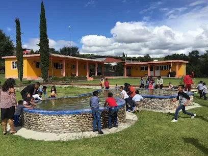 Espacio para eventos "Tierra colorada" - Ojo de Agua - Oaxaca - México