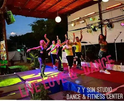 Z & Son Dance and Fitness Center - Playa del Carmen - Quintana Roo - México